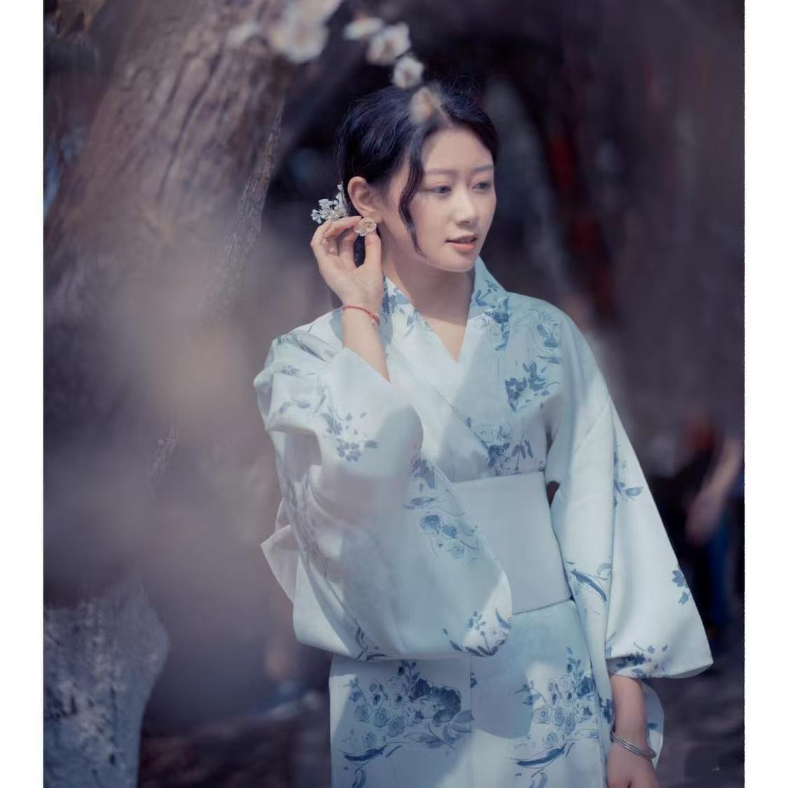 Light Blue Kimono Women's Trad - Photography Lighting For Clothing recensione e prezzo